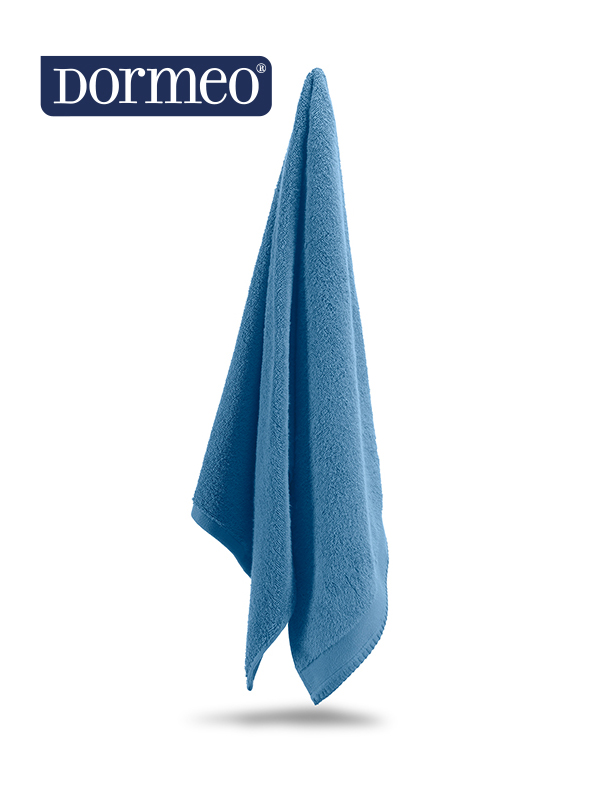 Dormeo Essentials Towel Blue - hanging